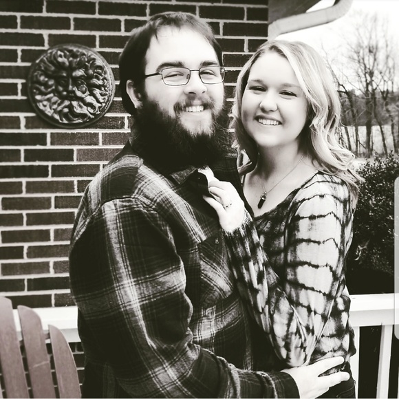 Meet your Posher, Kelly - Picture 2 of 3